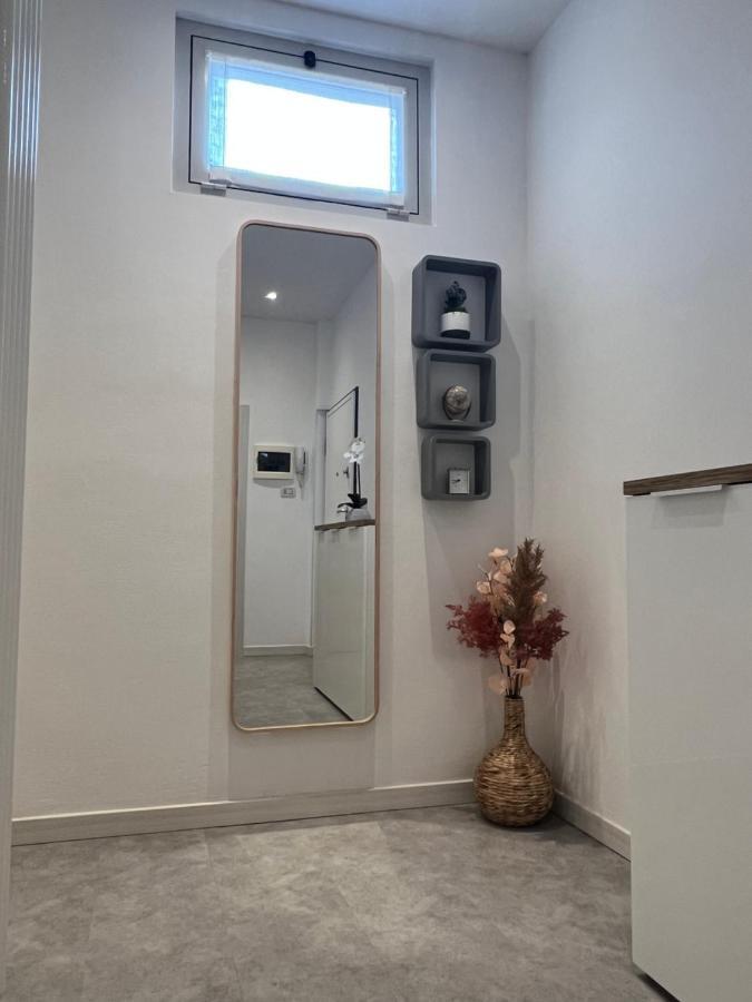 Casa Anna Apartment Бардолино Екстериор снимка